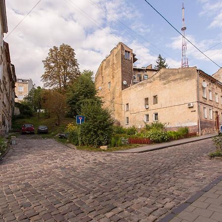Квартира Подобово Вулиця Сходова 3 Бічна Ужгородської Біля Високого Замку 利沃夫 外观 照片