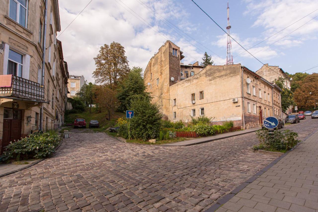 Квартира Подобово Вулиця Сходова 3 Бічна Ужгородської Біля Високого Замку 利沃夫 外观 照片